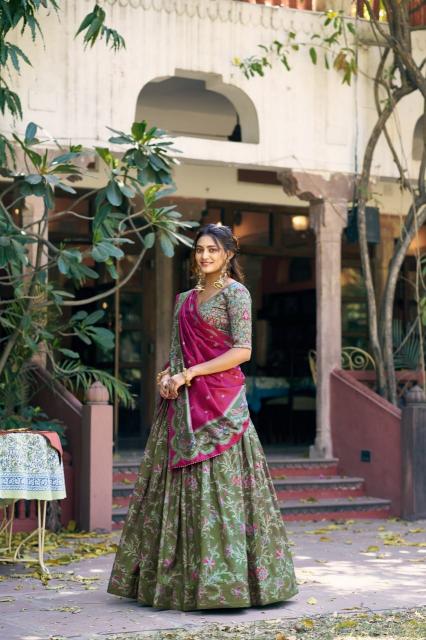 Pure Dolla silk mehandi Latest Lehenga Choli designs in Mumbai